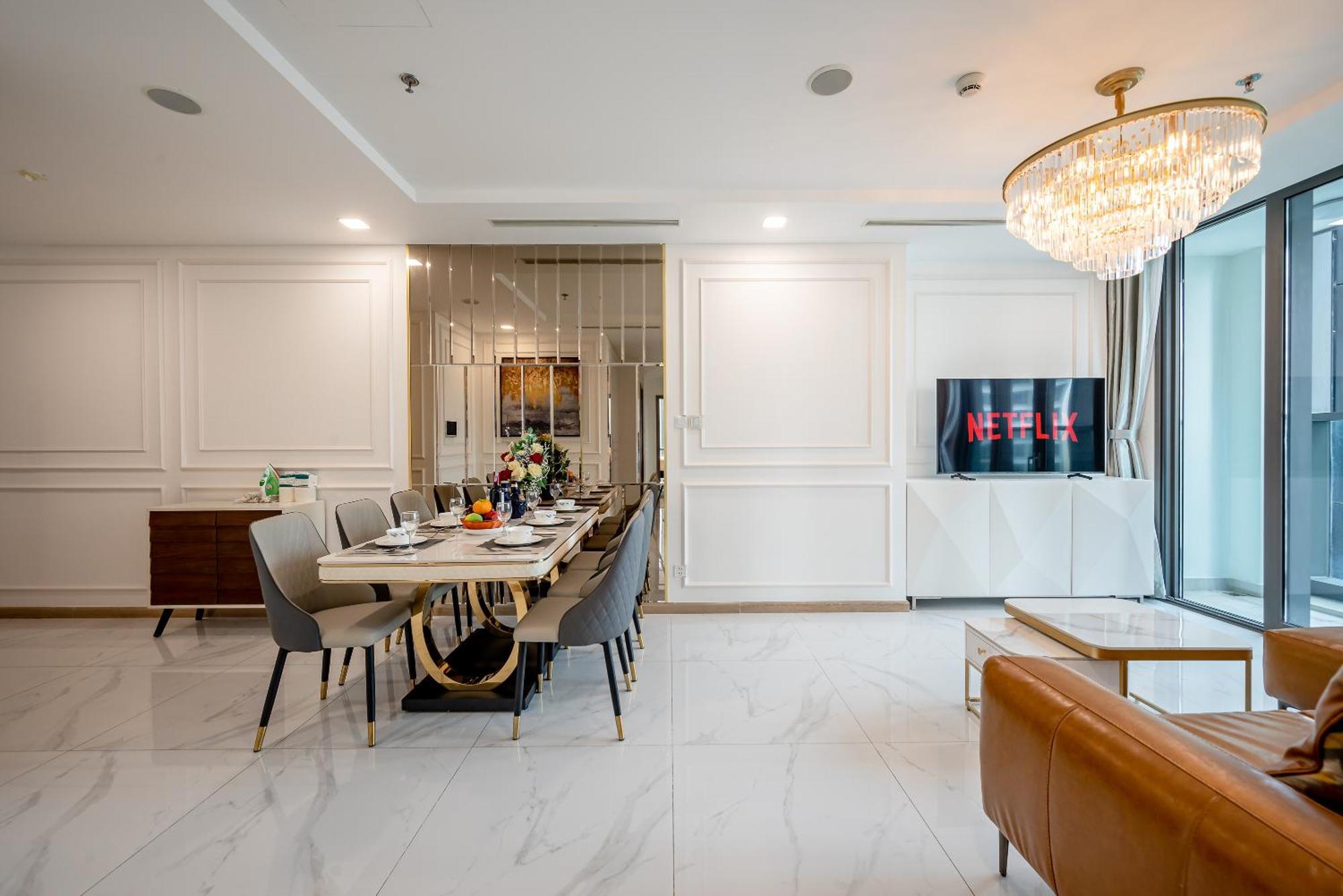 Landmark 81 Condotel Garden Bay Ho Chi Minh City Exterior photo